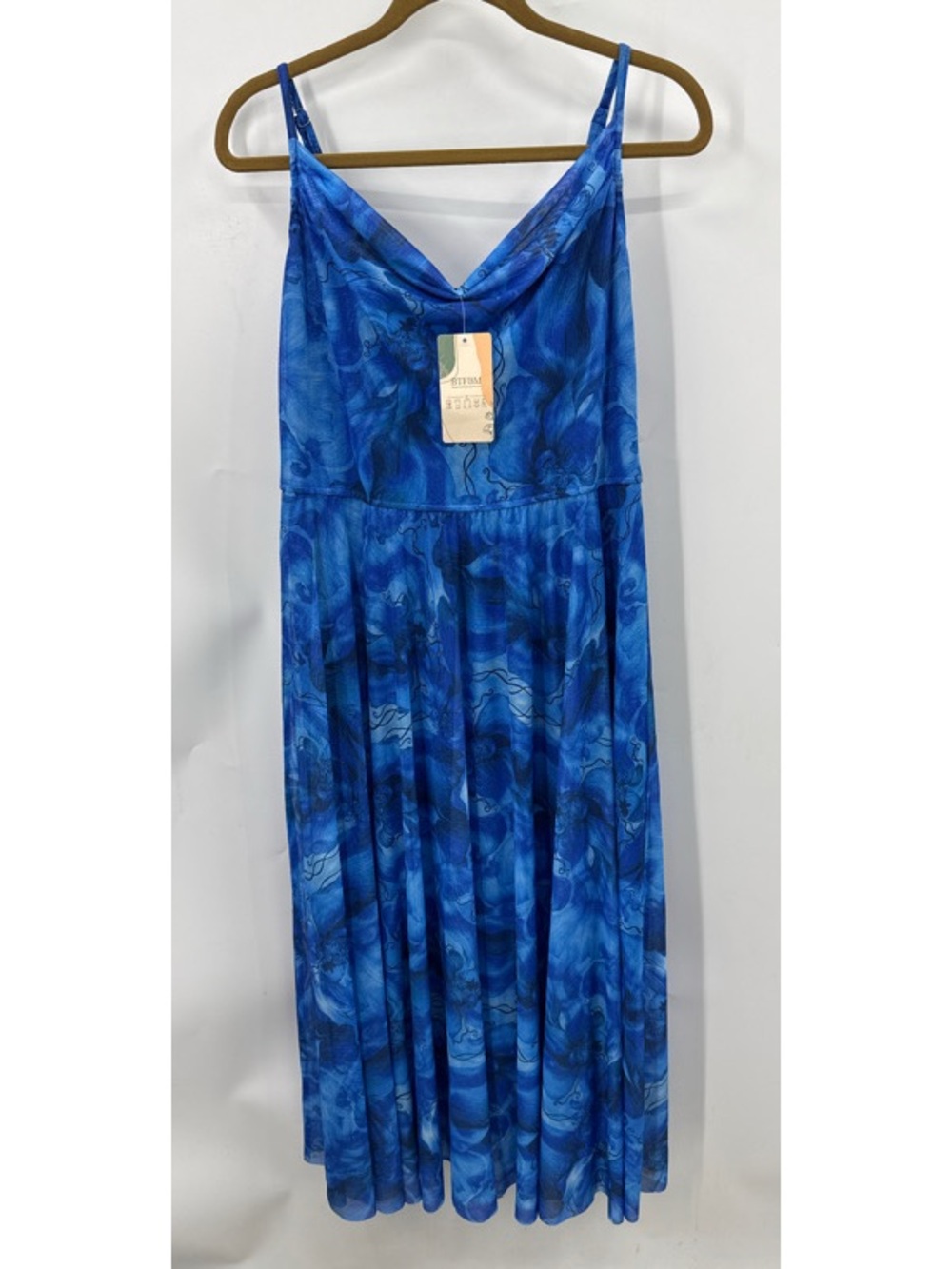 BTFBM Summer Floral Maxi Dress floral print and elegant spaghetti straps XL NWT - Picture 2 of 14
